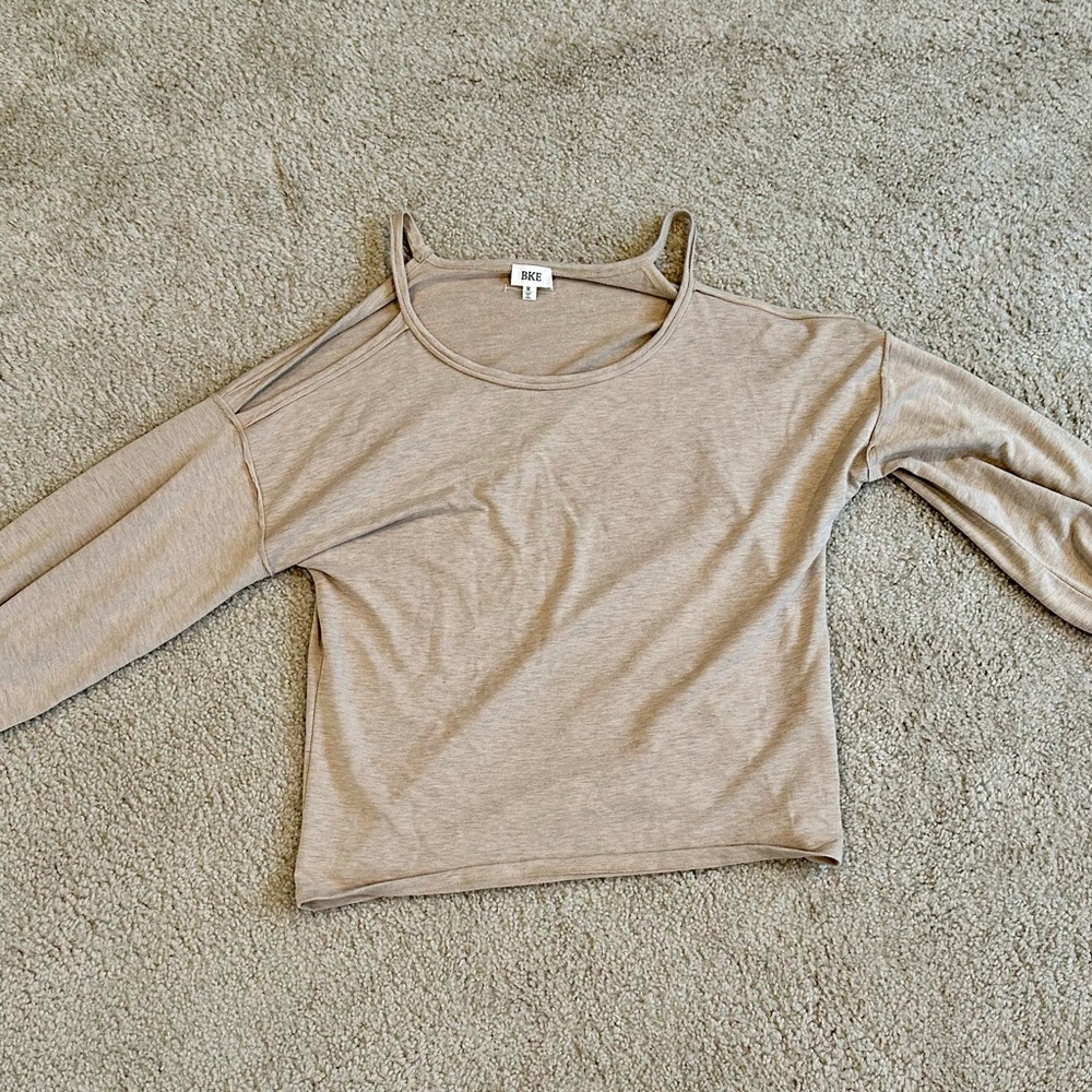 BKE cold shoulder sweater, tan, medium. Super soft and comfy!